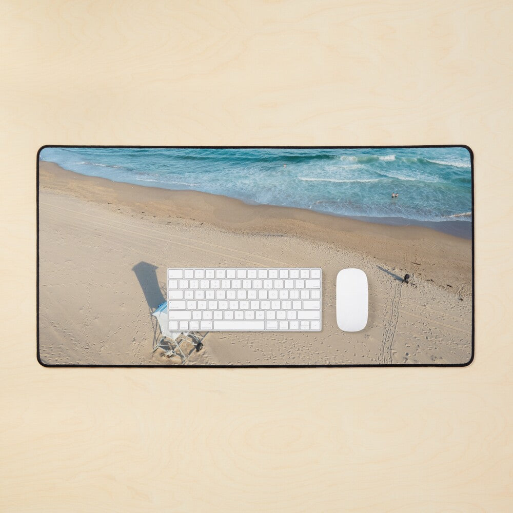 (Stanwell) Lifeguards Watch Desk Mat