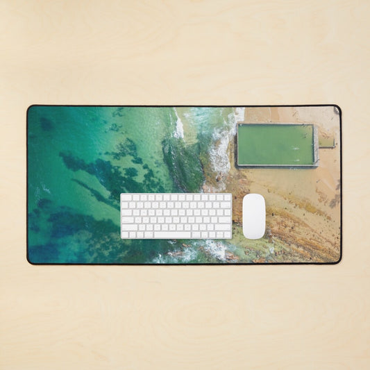 (Bulli) Seaside Poolscape Desk Mat