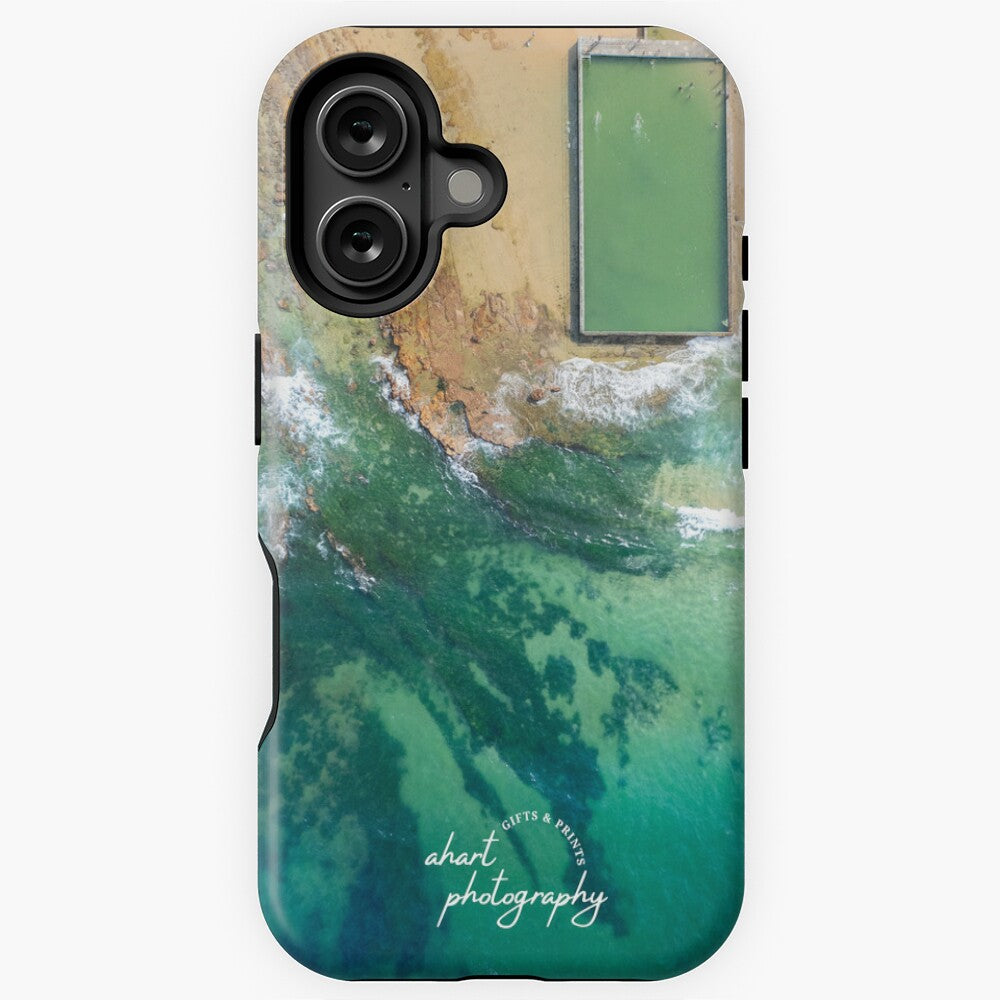 (Bulli) Seaside Poolscape Tough Phone Case