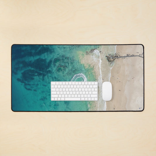 (Thirroul) U-Turn Desk Mat