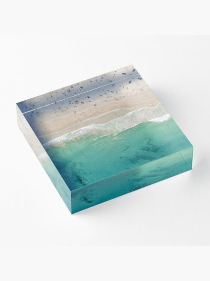 (Thirroul) The Deep Acrylic Block