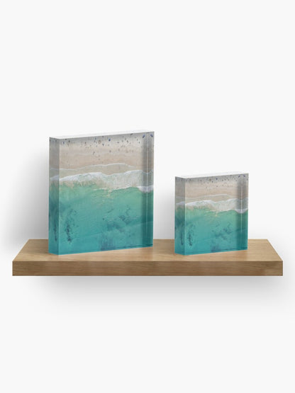 (Thirroul) The Deep Acrylic Block