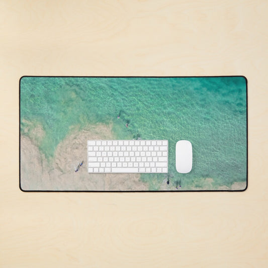 (Thirroul) Follow the Leader Desk Mat