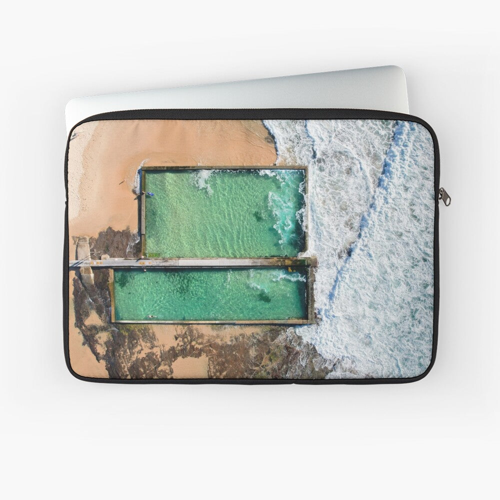 (Austinmer) Waves and Walls Laptop Sleeve