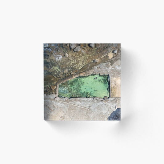 (Wollongong) Emerald Oasis Acrylic Block